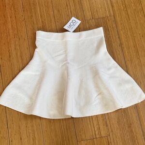 Mod On Trend High Rise White Flared Skirt